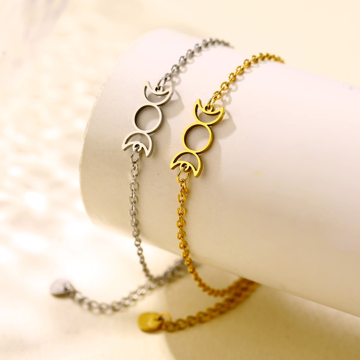 765cddab-928c-45f0-a681-fd423e96a7b1